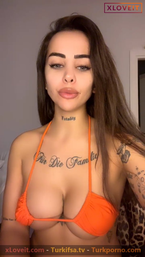 Shawty ifşa Turuncu bikinili canlı yayınını seyret